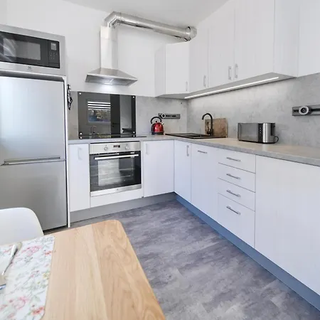 Bohemian Glow Of Krumlov Apartman *
